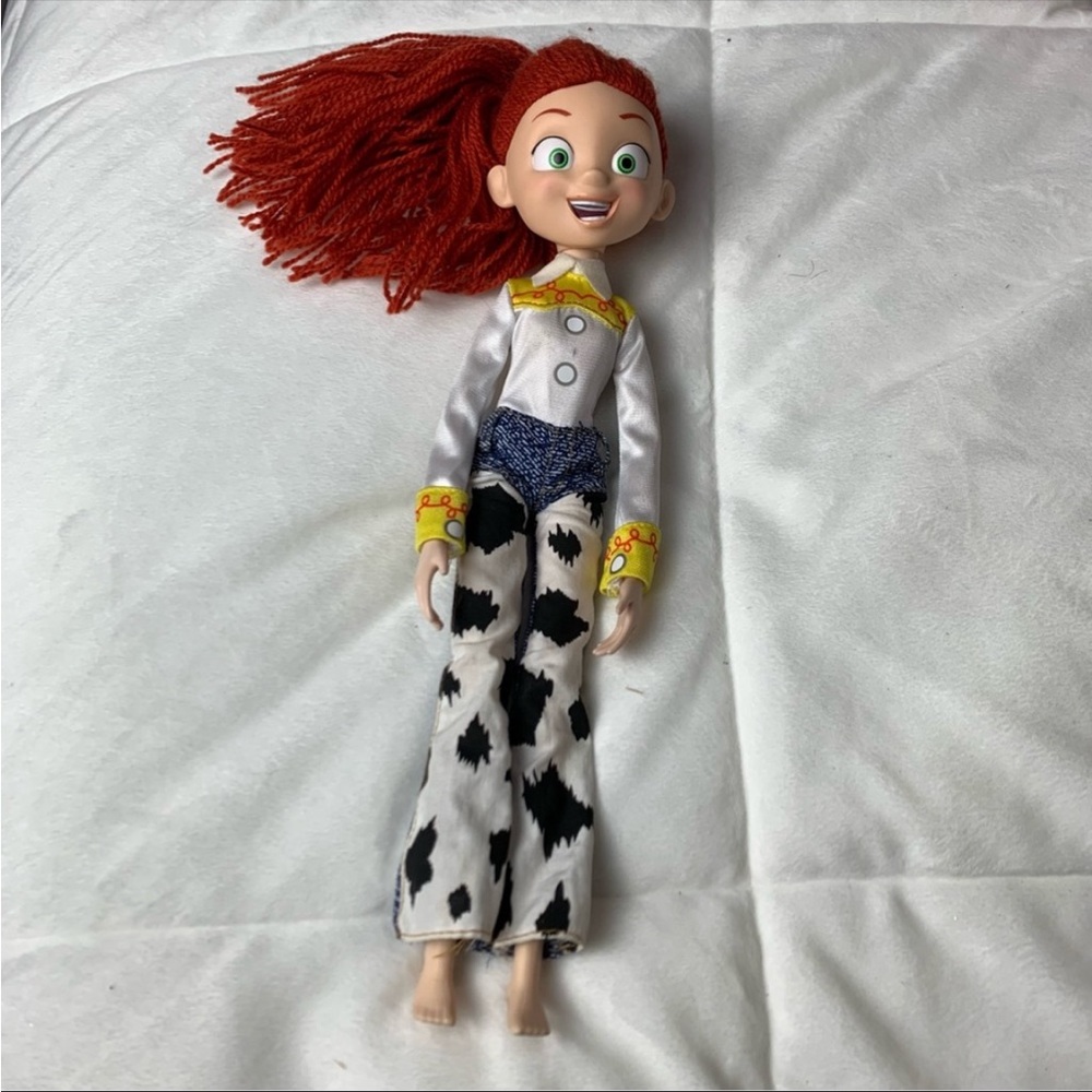 Dolls - Picture 5 of 6